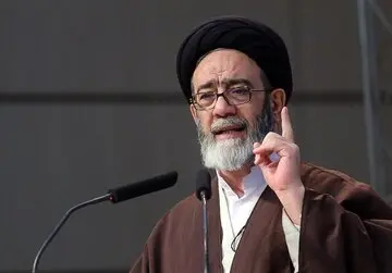 اثر پس لرزه تذکرات اقتصادی رهبری به دولت در تریبون های نماز جمعه نمایان شد /آمارهایی عجیب از اشتغالزایی در دولت کنونی
