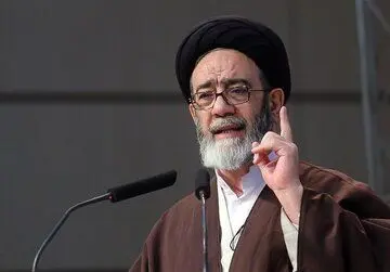 اثر پس لرزه تذکرات اقتصادی رهبری به دولت در تریبون های نماز جمعه نمایان شد /آمارهایی عجیب از اشتغالزایی در دولت کنونی
