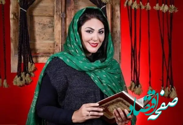 عکس تولد لاله اسکندری در شب یلدا / درخشش خانم بازیگر در کنار دوستانش