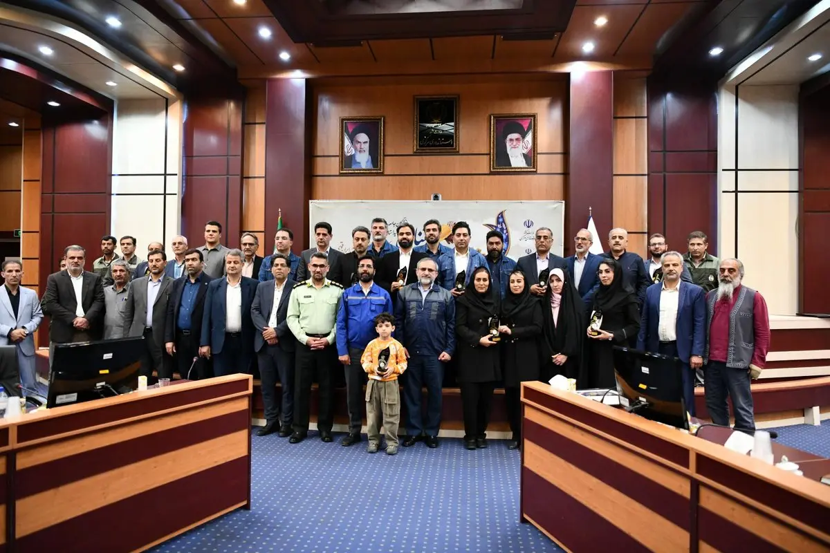 شرکت آلومینیوم ایران به عنوان کارگروه نمونه استانی درسال۱۴۰۳