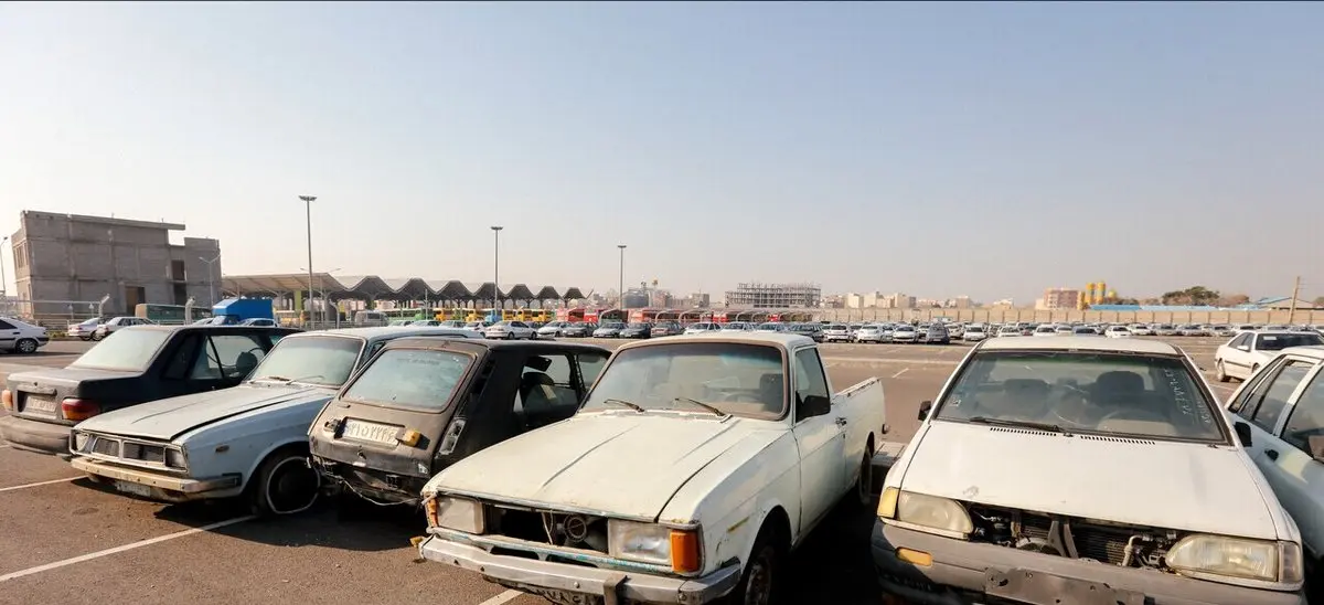 خودروهای فرسوده چند میلیارد به کشور خسارت می زنند؟ 