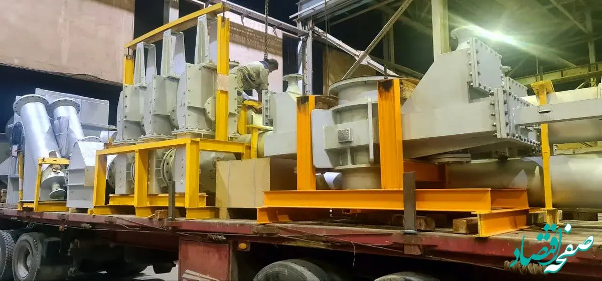  ساخت تجهیز Product Discharge Chamber و لگ‌های ماشین بریکت مربوط به کارخانجات فولاد مکران و صبافولاد خلیج فارس اکسین