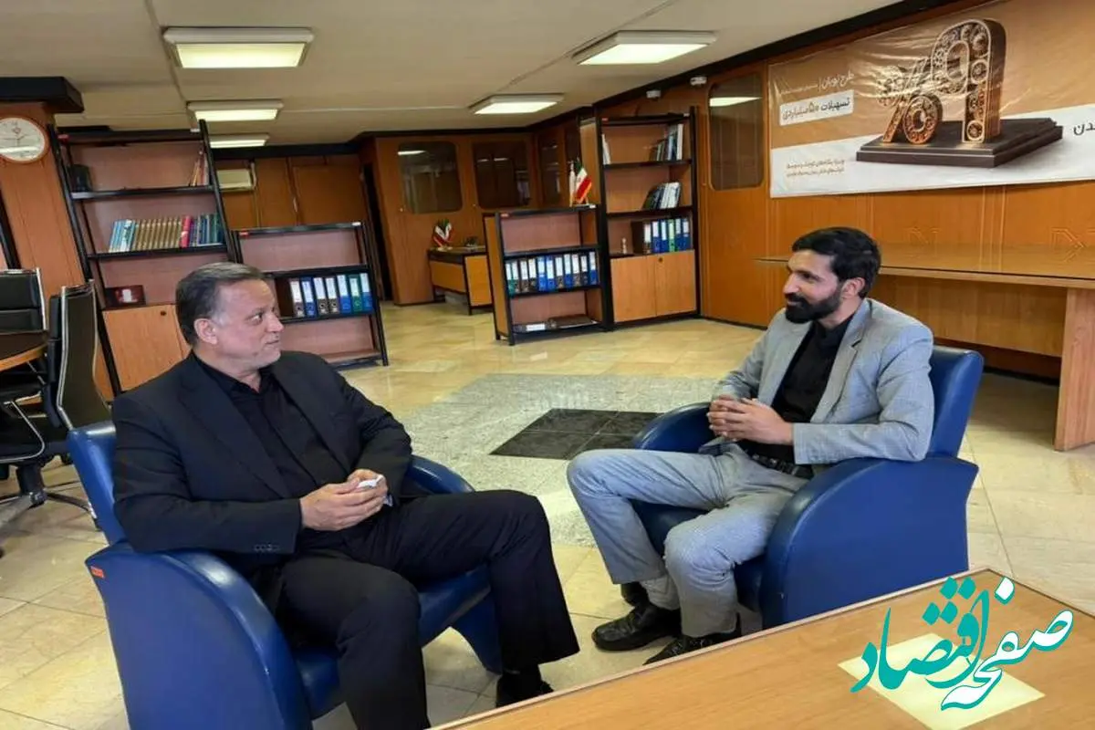 مدیر استانی بانک صنعت و معدن قزوین: اعتماد متقابل، مهمترین سرمایه بانک و صنعتگران است