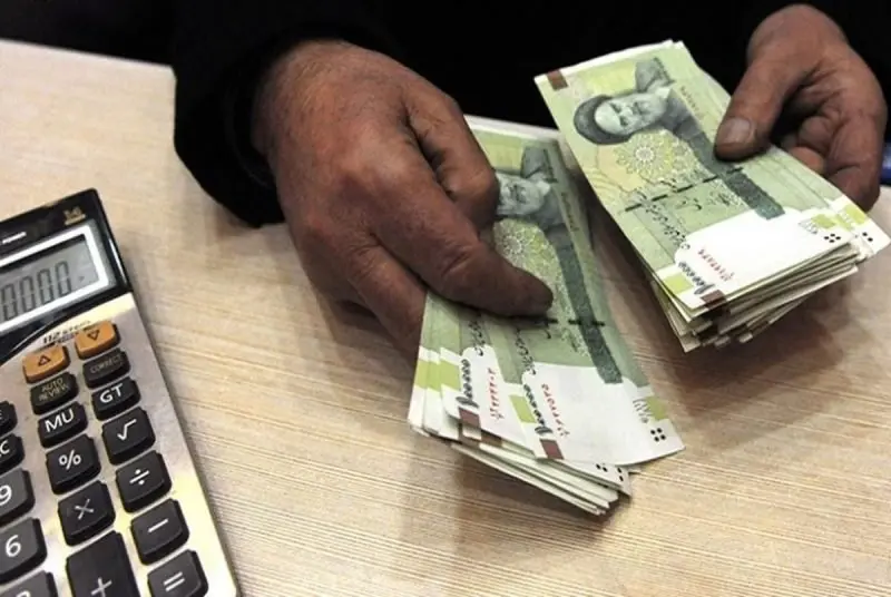 حقوق بازنشستگان منظم پرداخت نمیشود