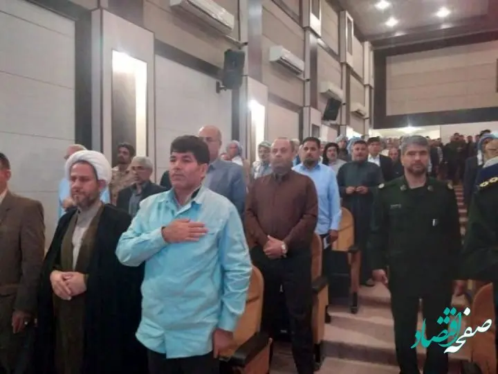 حضور مهندس حکیمی مدیر منابع انسانی شرکت صنعت فولاد شادگان در همایش روشنگری جهاد تبیین