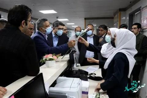 دیدار وزیر تعاون، کار و رفاه اجتماعی و مدیرعامل سازمان تأمیناجتماعی با پرستاران بیمارستان لبافینژاد