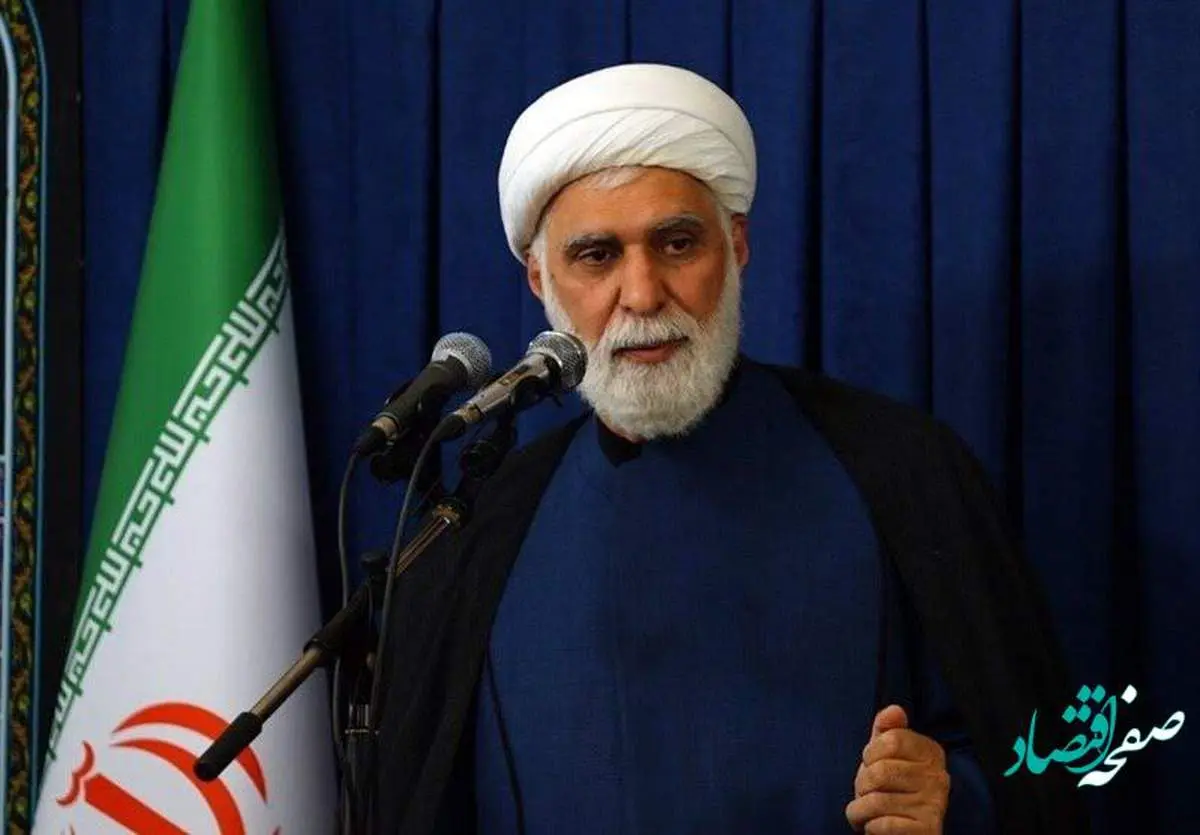 علت انتقاد امام جمعه کیش به جابجایی پیاپی مدیران چیست؟