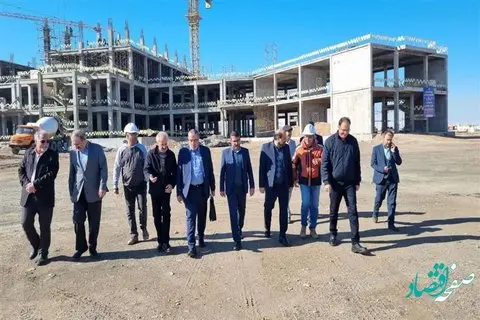 بازدید معاون درمان سازمان تأمیناجتماعی از پروژه بیمارستان در حال ساخت 150 تختخوابی حضرت ابوالفضل (ع) یزد