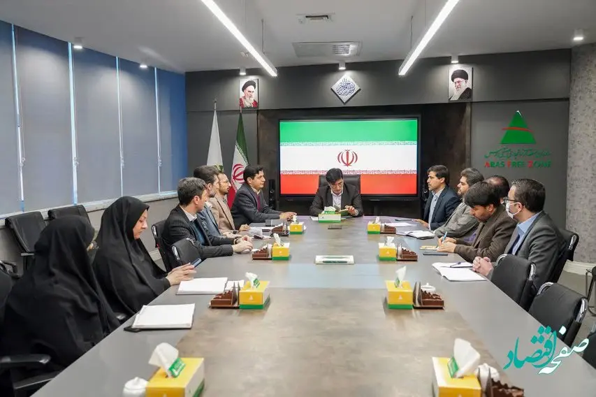 برپایی جشن انقلاب و نورافشانی در جلفا، خداآفرین و نوردوز