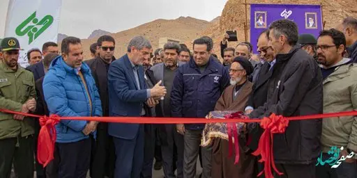سقایی مجتمع فولاد غدیر برای مردم منطقه