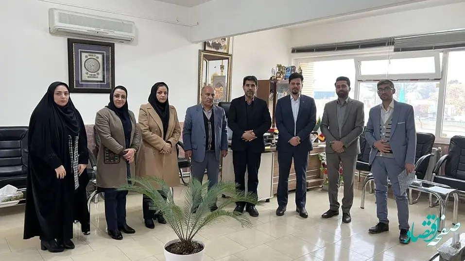 تقدیر آموزش و پرورش شهرستانهای فردوس و سرایان از خدمات بیمه دانا