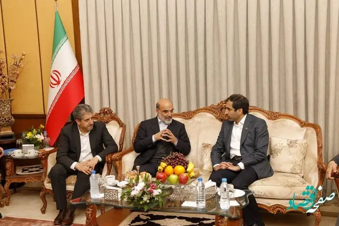 بانک صادرات ایران با هلدینگ خلیج فارس در تامین مالی بینالمللی صنایع پتروشیمی