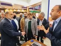 بازدید عضو مجمع تشخیص مصلحت نظام از غرفه بیمه ایران