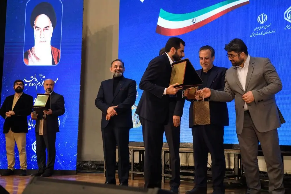 با انتخاب سازمان تأمین اجتماعی؛ آریاساسول کارفرمای برتر استان بوشهر شد