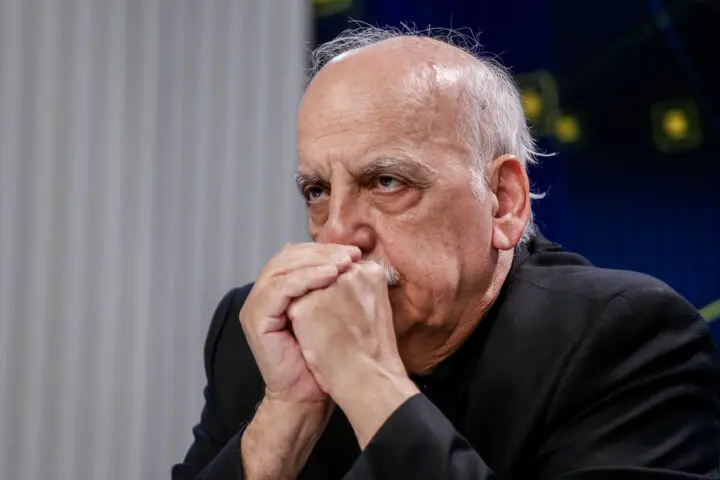 پول‌پاشی نسخه خروج از رکود نیست و توافق به تنهایی تورم را مهار نمی‌کند