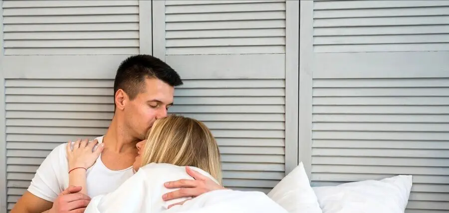 رابطه جنسی زن و شوهر در شب جمعه: فواید معنوی و تأثیرات آن از نگاه اسلام