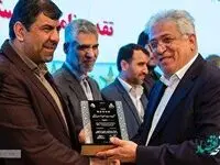 ستاره باران پتروشیمی شهید تندگویان در جایزه تعالی صنعت پتروشیمی