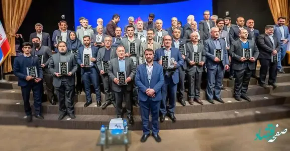 تندیس بلورین جایزه ملی تعالی سازمانی به پتروشیمی نوری رسید