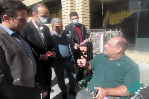 مدیران و کارکنان شرکت رفاهگستر از جانبازان مرکز توانبخشی ثارالله عیادت کردند