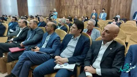 قشم منطقهای فعال در گستره مختلفی از صنایع درآمدزا