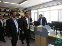 بازدید مدیرعامل بیمه البرز از شعبه تخصصی پرداخت خسارت خودرو و گفت و گو با بیمه گزاران
