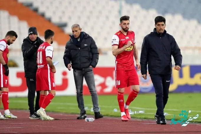 دوست دارم گل قهرمانی پرسپولیس را بزنم | کدام بازیکن پرسپولیس امروز نیمکت نشین می شود؟ 