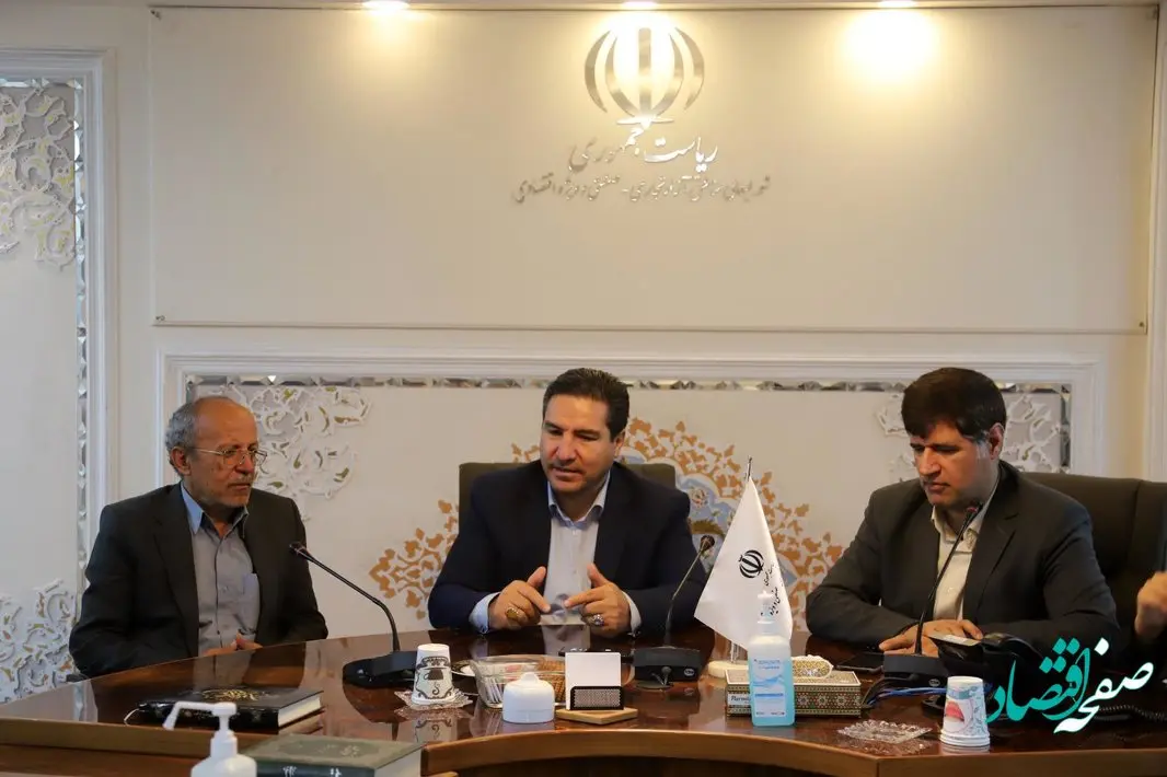 كارگروه تنقیح قانون مناطق آزاد تجاری _ صنعتی و ویژه اقتصادی برگزار شد