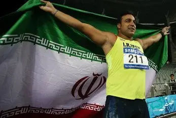 اتفاق عجیب و جنجالی برای احسان حدادی در راه آمریکا | جزئیات شرح ماجرا