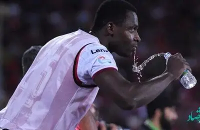 آقای بازیکن بمب‌ پرسپولیس تاییدیه پزشکی ندارد! | هواداران پرسپولیس بخوانند