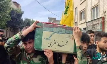 پیکر این شهید مدافع حرم امروز تشییع و خاکسپاری شد | زنده زنده انگشت‌های این شهید ۱۶ ساله را قطع کردند