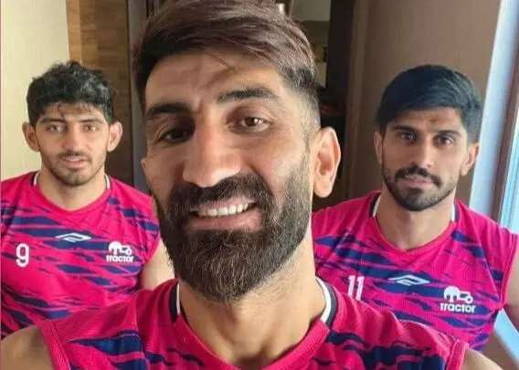 پرسپولیس به این دلایل با تغییر سقف مخالف است
