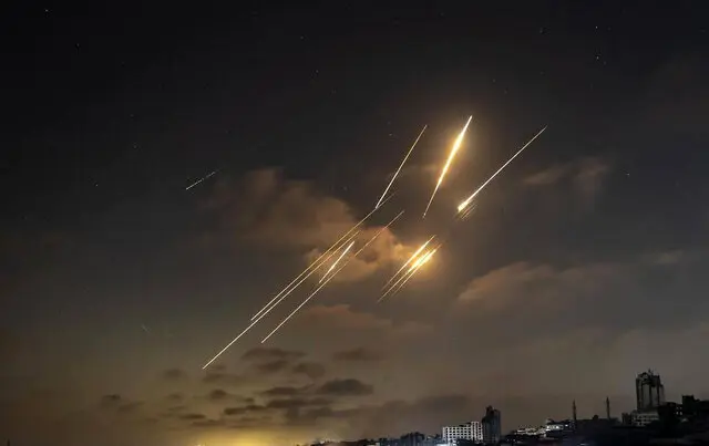 تصویر خاص جنگنده اسرائیلی ساقط شده توسط پدافند هوایی ایران