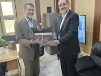 تقدیر مدیرعامل سازمان منطقه آزاد قشم با از رئیس دادگستری شهرستان