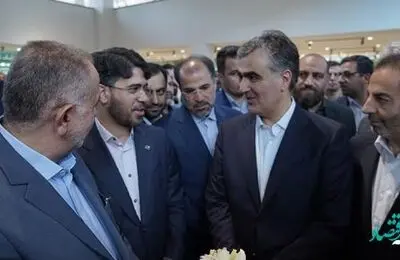 تقدیر رییس کل بانک مرکزی از حمایت‌های اشتغال آفرینی بانک کارآفرین