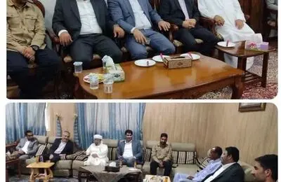 دیدار عیدانه جمعی از معاونان و مدیران سازمان منطقه آزاد قشم با علمای اهل سنت و مردم قشم