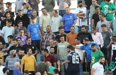 عکس نکونام در کنار این فرد که هوادار استقلال را کتک زد غوغا کرد / ماجرای ضرب و شتم چیست؟ 