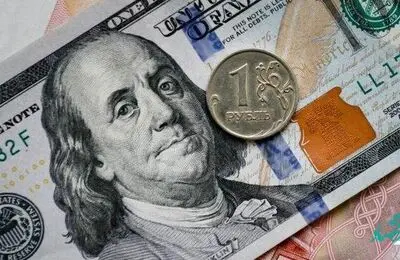 دلار در برابر روبل روسیه افزایش یافت | ریزش روبل رکورد زد