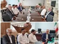 دیدار صمیمانه معاون توسعه مدیریت سازمان منطقه آزاد قشم و معتمدین جزیره