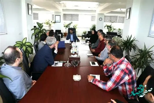 از دهیاران منطقه آزاد انزلی تجلیل شد