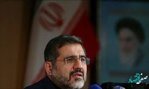 علت دستگیری علی اکبر رائفی پور در خارج از کشور چه بود؟