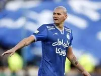 شکایت مدافع برزیلی از استقلال/یا به استقلال برمیگردم یا پولم را میگیرم!