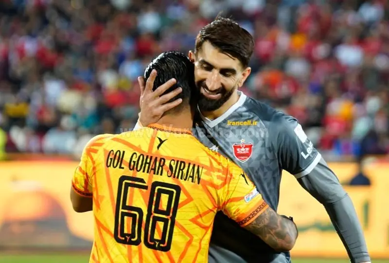 گزارش زنده : پرسپولیس ۱ - گل گهر ۰