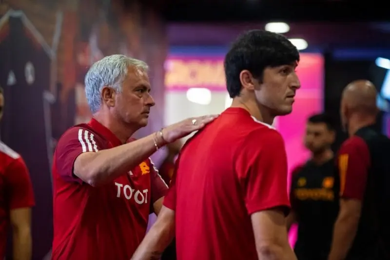 هشت دقیقه بازی و هشت لمس توپ / سردار به جایگاه دیبالا حمله کرد!