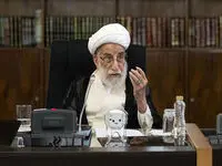 سخنان یک روحانی معروف خطاب به آیت الله جنتی با توجه به بالا بودن سنش / حجاب زورکی نمی شود