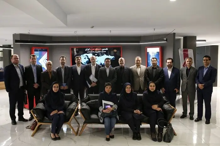 معاونین فناوری بانک‌های خصوصی از استودیوی تجربه گروه داده‌پردازی بانک پارسیان بازدید کردند