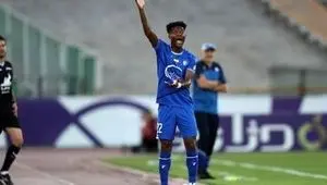 این فرد در استقلال ماندنی شد + تصویر