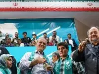 عکس هایی از ژست خاص مسعود پزشکیان و ۲ نوه اش در این مراسم