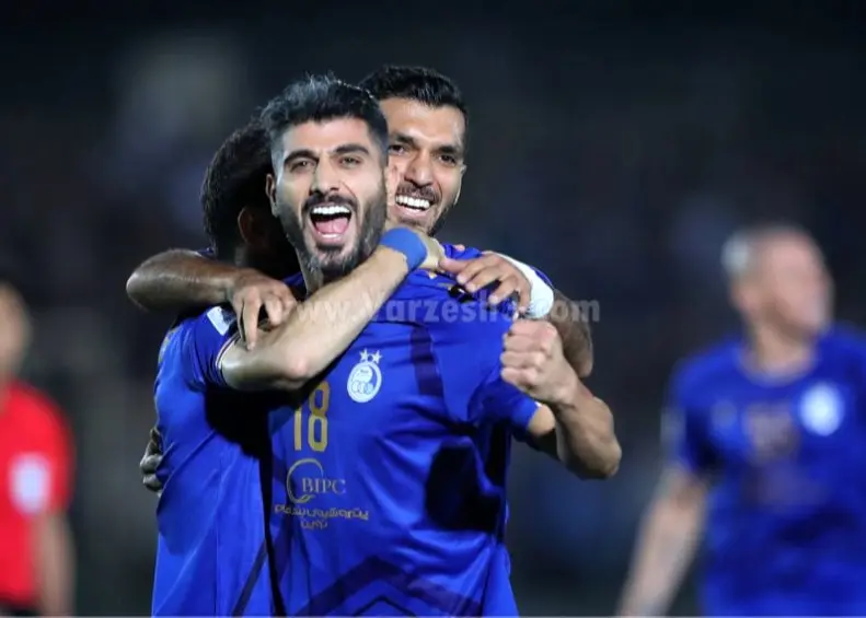میلاد زکی پور فیکس استقلال شد