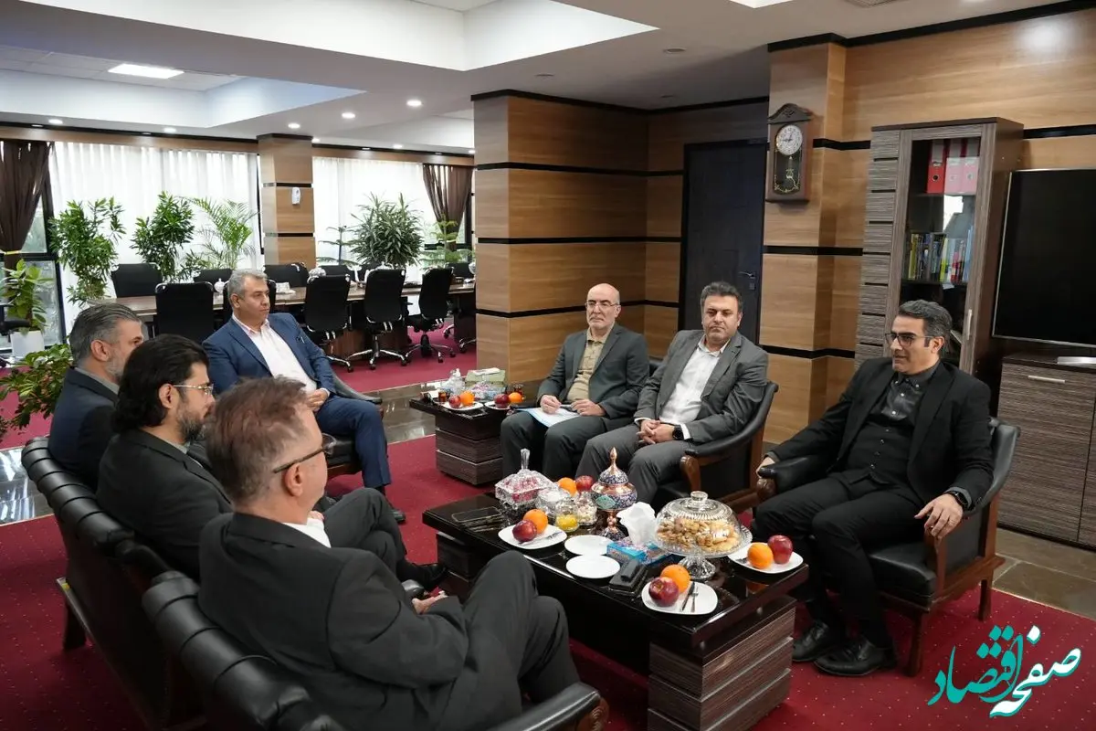 توسعه صنعت پست در کشور با هم‌افزایی اپراتورهای پستی و شرکت ملی پست 