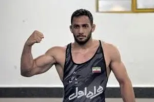 ویدیو پیروزی امیرعلی آذرپیرا مقابل احمد تاج‌الدینوف